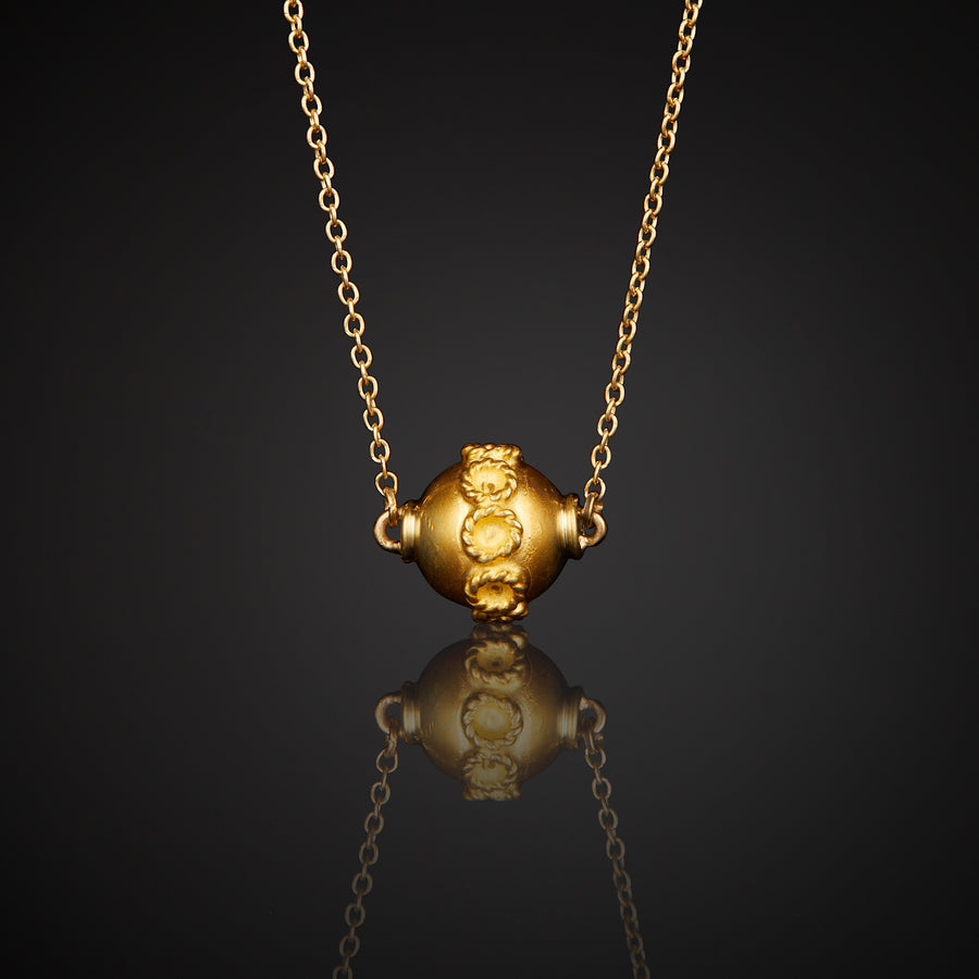 The Sphere Necklace